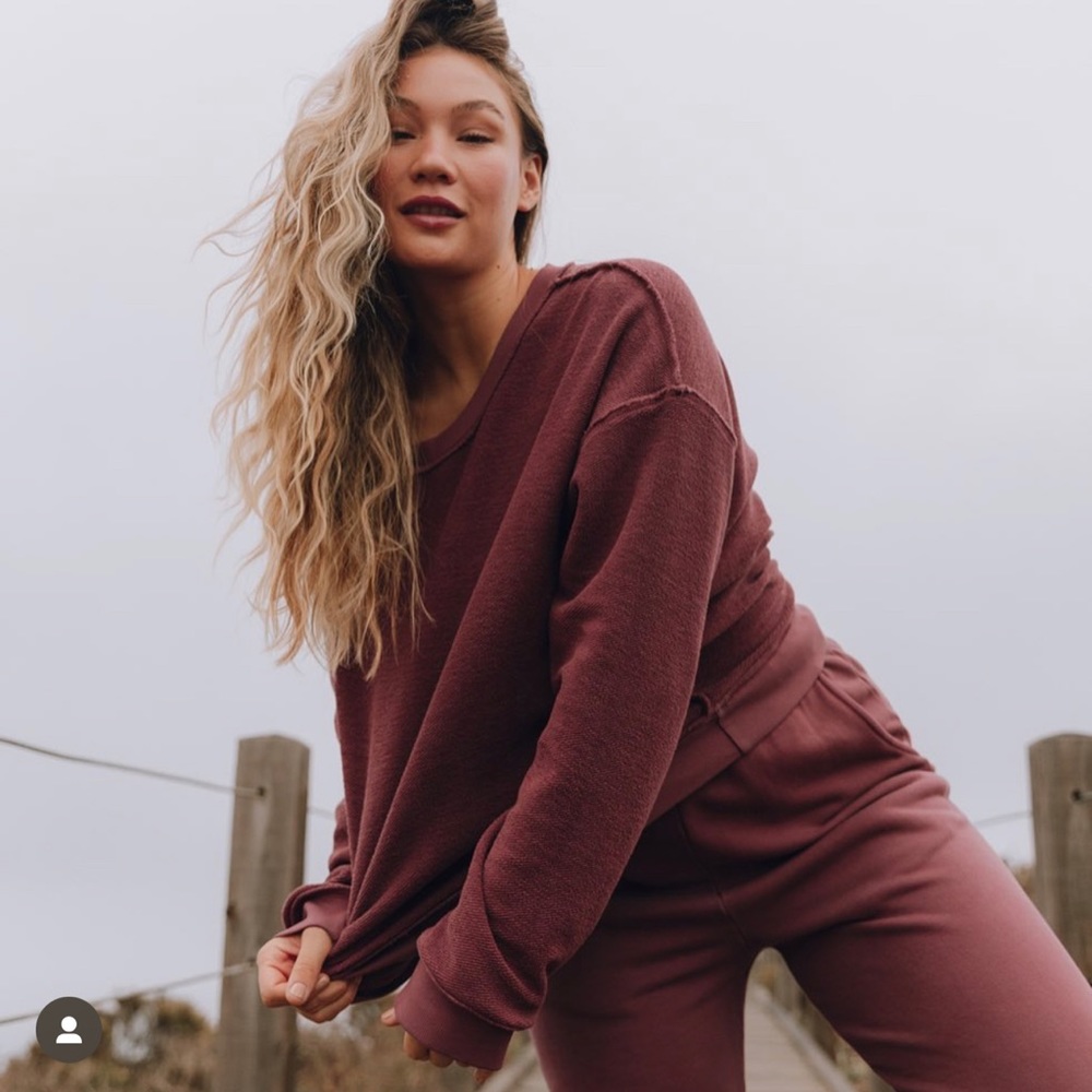 Daily Drills Oversized Unisex Crew Sweatshirt and Joggers Sweatpants XS/S, Wine